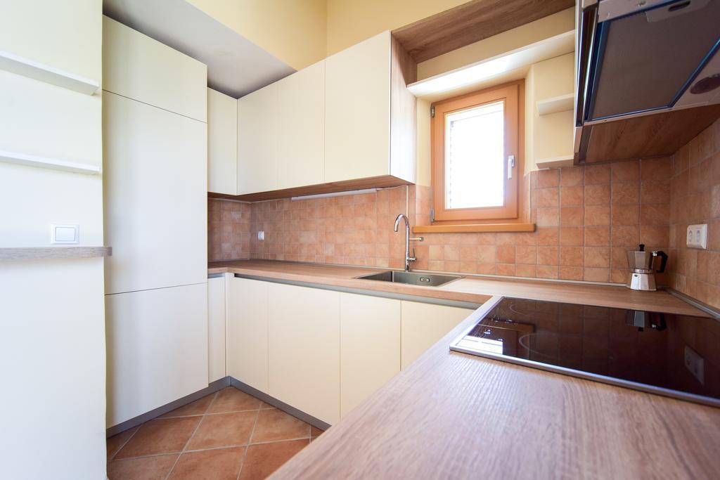 Apartments Villa Perla Rovanjska Rum bild