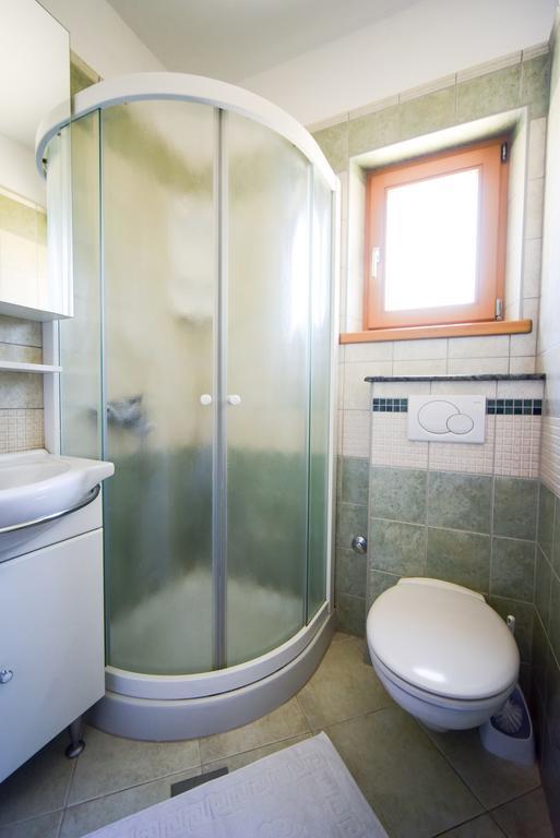 Apartments Villa Perla Rovanjska Rum bild