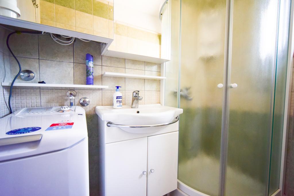 Apartments Villa Perla Rovanjska Rum bild